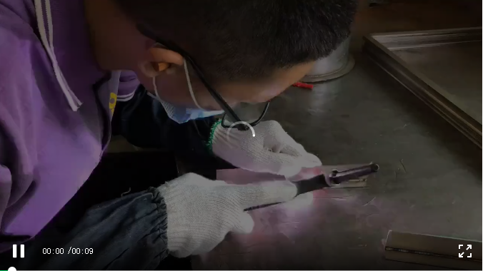 亞弧焊之點(diǎn)焊比賽現(xiàn)場(chǎng)